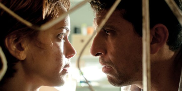 O Lobo Atras da Porta